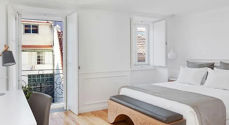 Hello Lisbon Sao Bento Valley Boutique Apartments 4*,  Portugal